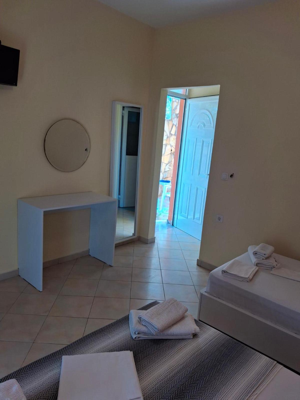 Adriana Apartments هيماري المظهر الخارجي الصورة